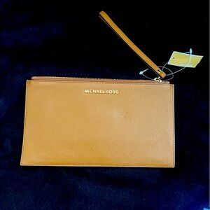 Michael kors Large Zip Clutch  Wristlet.